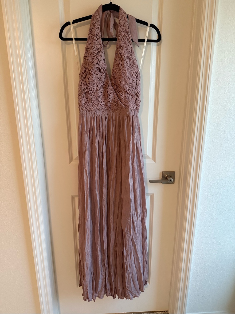 VICI Collection Mauve Crochet Halter Maxi Dress S